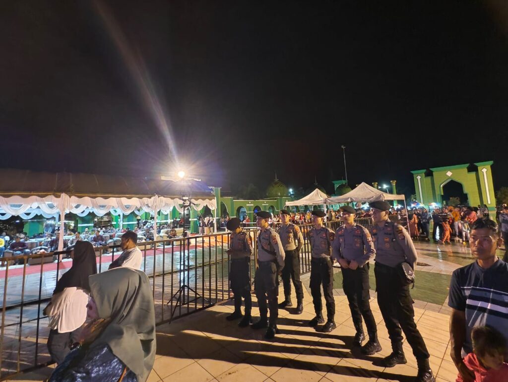 Polres Paser Berikan Pengamanan Peluncuran Pemilihan Bupati Dan Wakil Bupati Tahun 2024 WhatsApp Image 2024 05 06 at 09.47.31