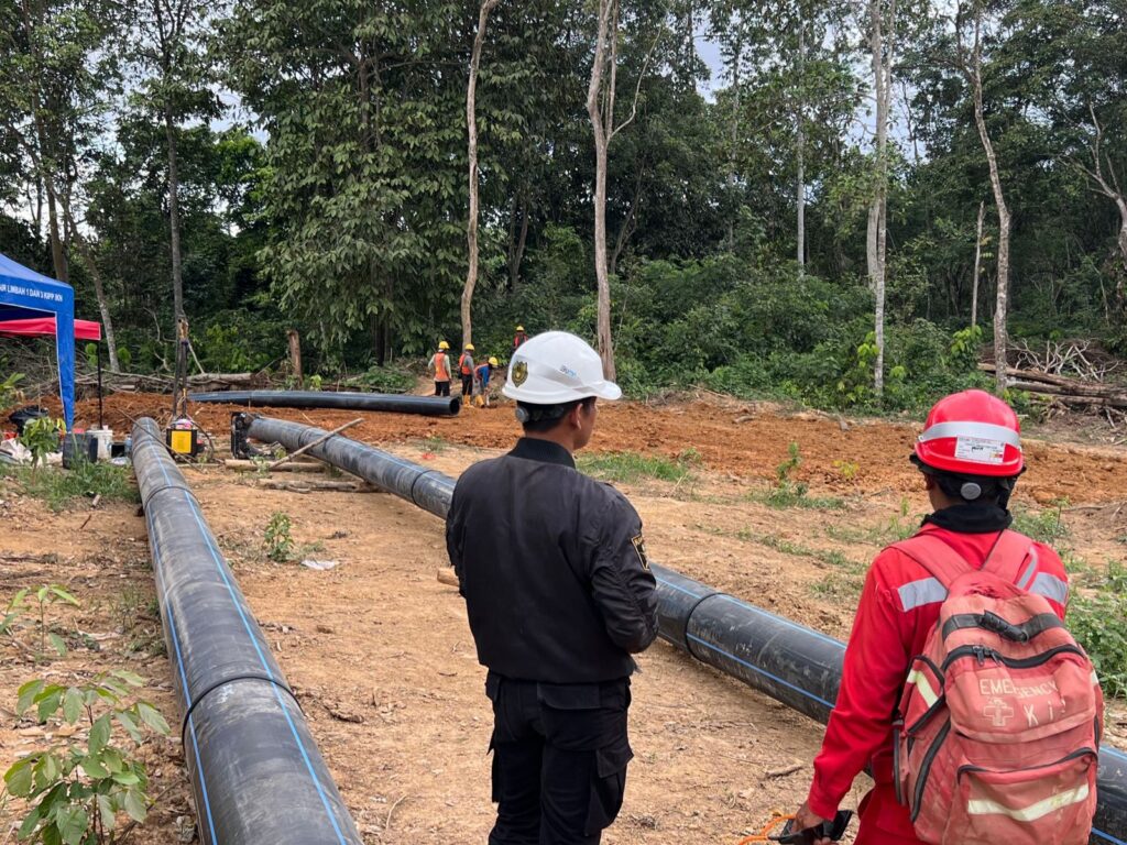 Ciptakan Situasi Aman dan Kondusif, Satgas Ops Nusantara Mahakam Gelar Patroli Kamtibmas Di Sekitar Kawasan Pembangunan IKN WhatsApp Image 2024 05 20 at 15.24.39 6a718038