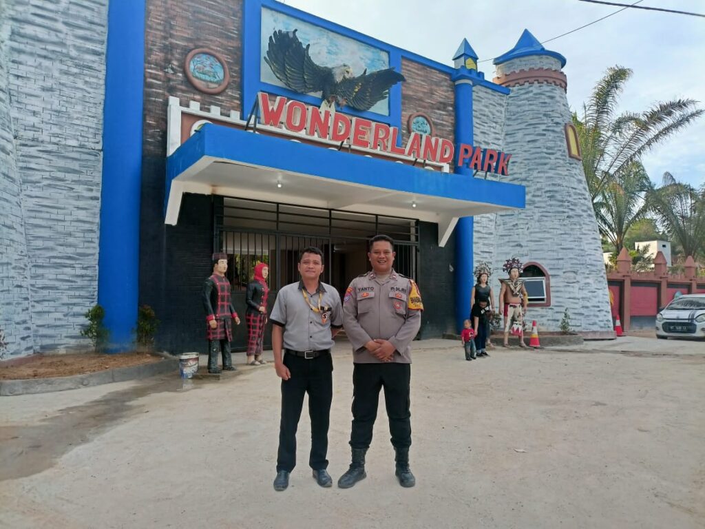 Hari Libur, Polsek Palaran Laksanakan Pengamanan di Tempat Wisata WhatsApp Image 2024 05 24 at 13.06.18 b7472d60