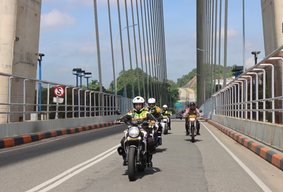 Kapolresta Samarinda Pimpin Patroli Sepeda Motor untuk Jaga Kamtibmas smd