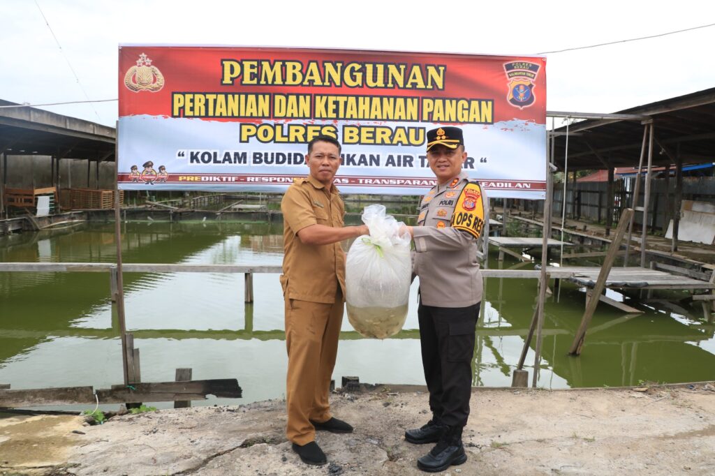 Kapolres Berau Inisiasi Program Peningkatan Ketahanan Pangan melalui Pengembangan Pertanian WhatsApp Image 2024 06 05 at 11.22.59 b3e05105