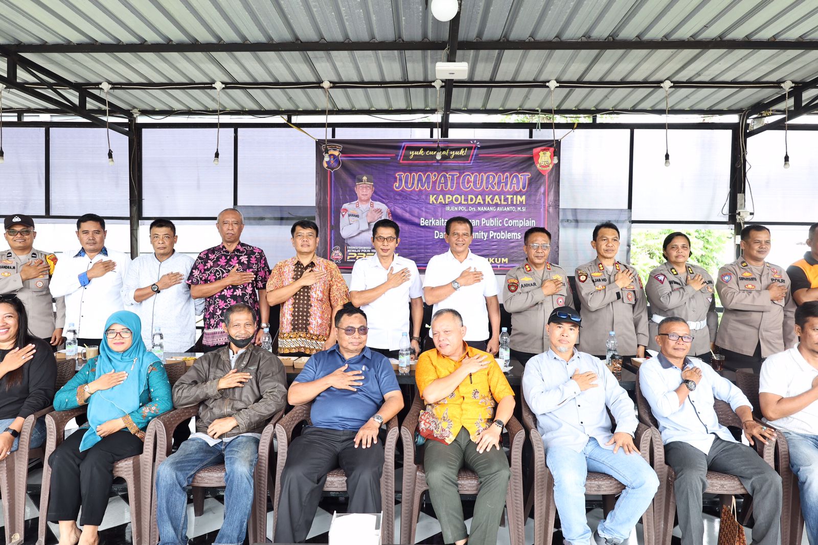 Forum Diskusi dengan Masyarakat, Bidkum Polda Kaltim Gelar Jumat Curhat 1 WhatsApp Image 2024 06 14 at 11.49.54 7c95bf33