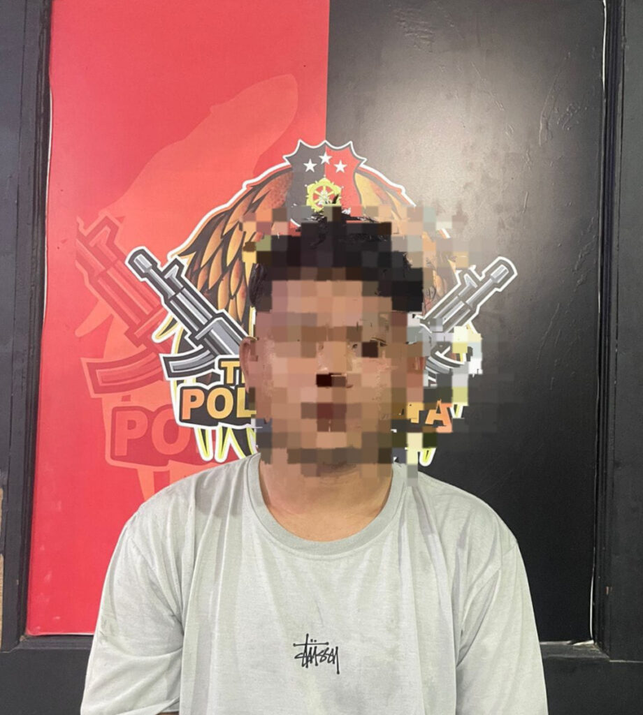 Pelaku Persetubuhan Dibawah Umur Berhasil Diamankan Tim Elang Polsek Samarinda Kota WhatsApp Image 2024 06 23 at 16.20.14
