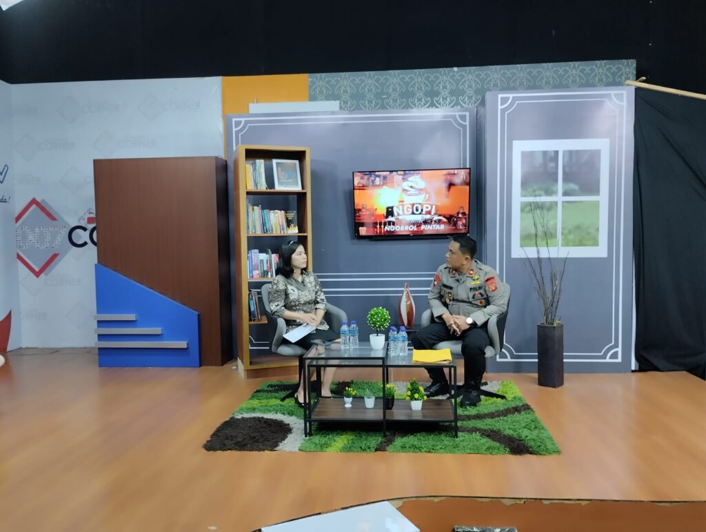 Satbrimob B Polda Kaltim Hadiri Talkshow Ngobrol Pintar (NGOPI) Dengan BTV WhatsApp Image 2024 06 26 at 12.33.10 b38ddc2e