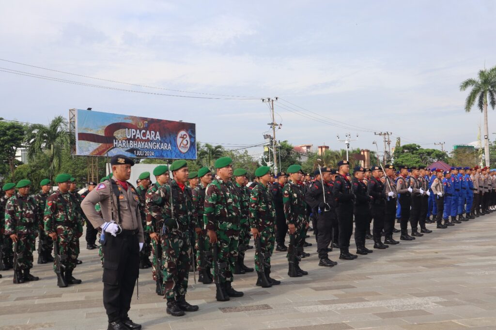 Semarak Hari Bhayangkara ke-78, Polres Paser Gelar Upacara Khidmat di Halaman Pemkab WhatsApp Image 2024 07 02 at 10.42.29
