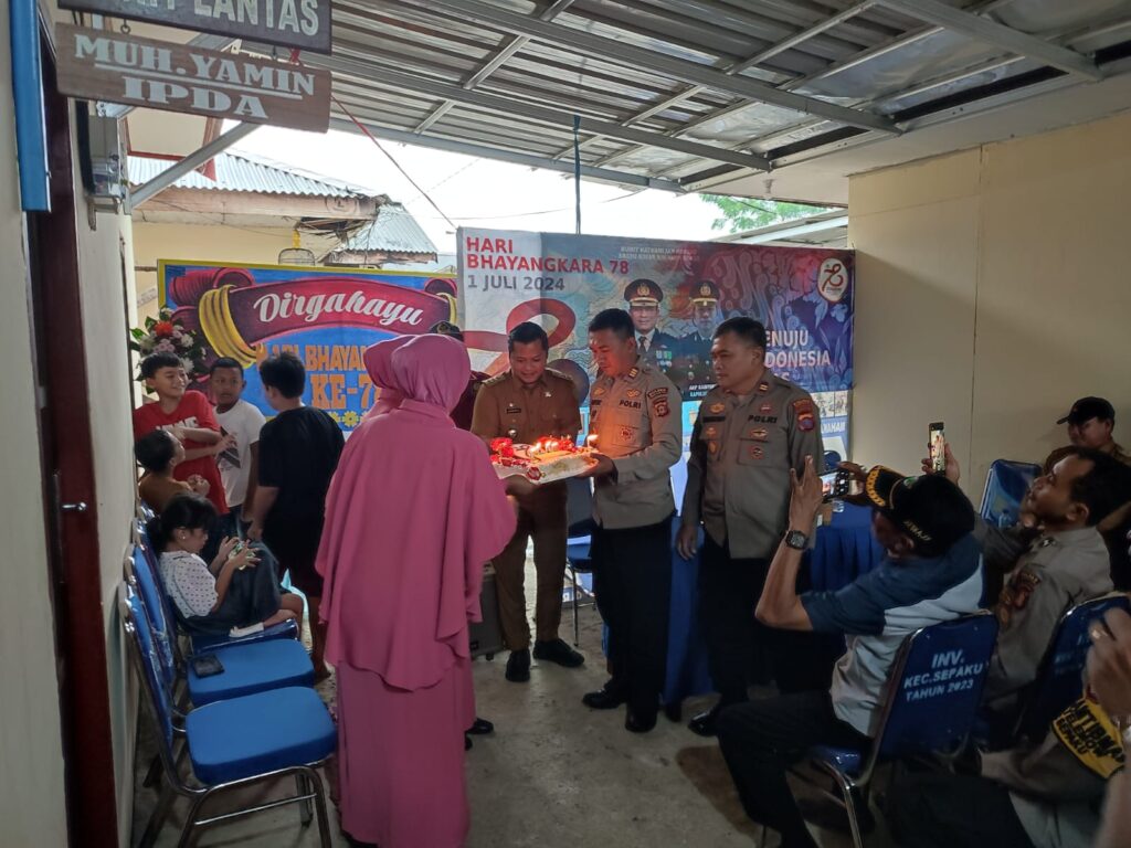 Syukuran Meriah Polsek Sepaku: Pesta Seni Jaranan Jawi Rayakan Hari Bhayangkara ke-78 WhatsApp Image 2024 07 03 at 07.38.46 b37ef5e4