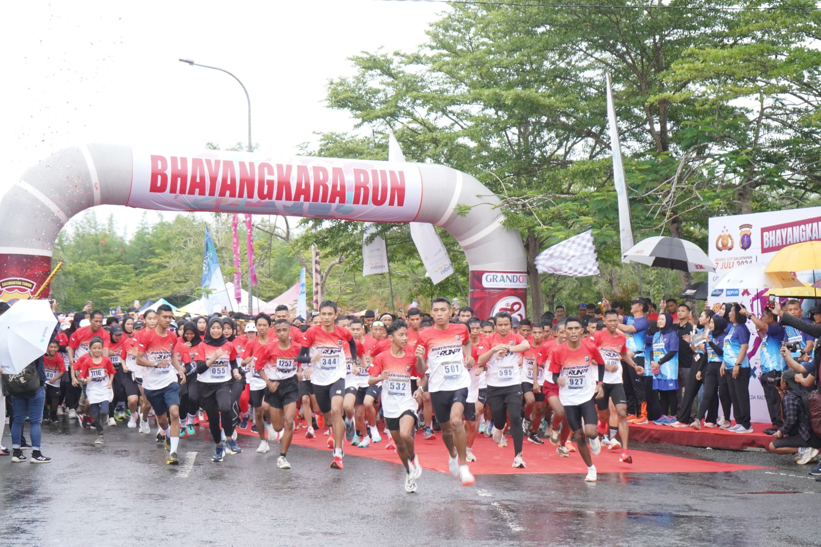 Meriahkan Hari Bhayangkara, Polda Kaltim Gelar Bhayangkara Run 2024 1 WhatsApp Image 2024 07 07 at 12.35.03 ddfd44fd
