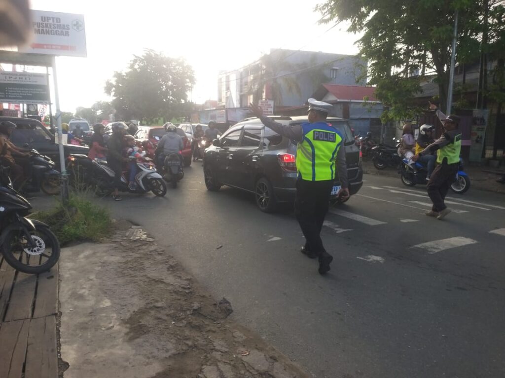 Gelar Gatur Lalin, Polresta Balikpapan Belikan Pelayanan Prima kepada Masyarakat WhatsApp Image 2024 07 19 at 09.43.47 d4cc0e3e