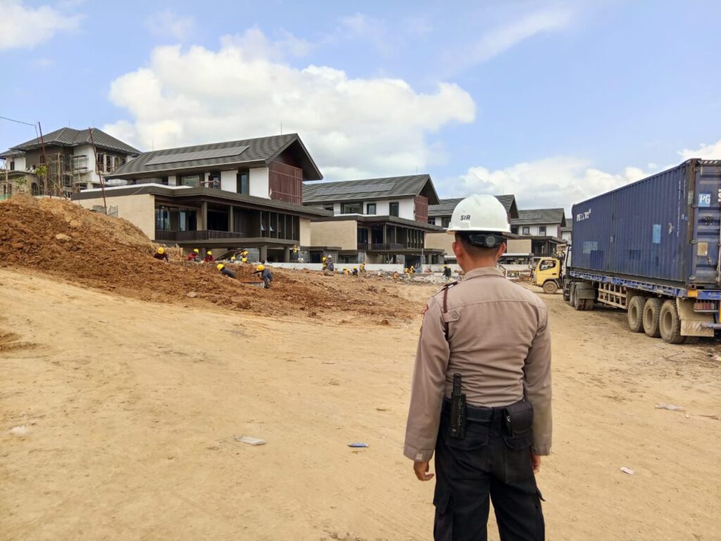 Rutin Patroli Secara Intensif, Personil Satgas Ops.Nusantara Mahakam Pastikan Situasi Aman Di Kawasan Ibu Kota Nusantara WhatsApp Image 2024 07 25 at 10.57.35