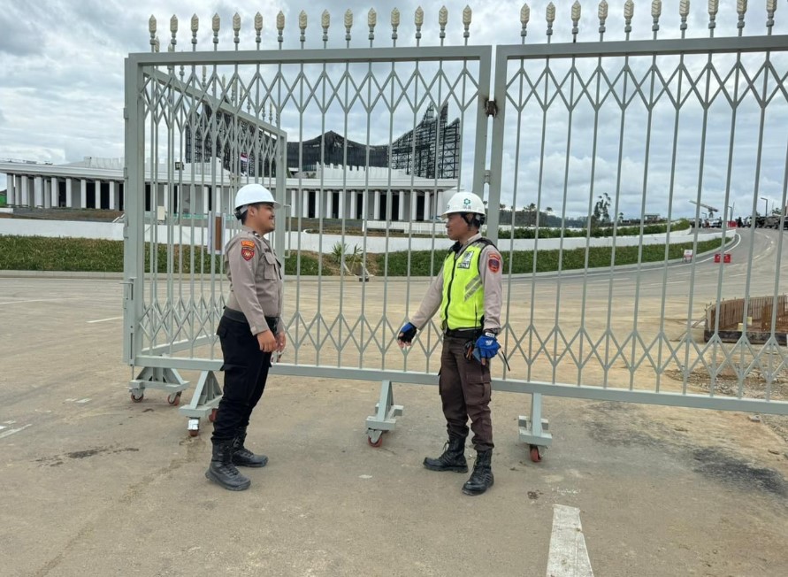Patroli Secara Mobile, Personil Satgas Ops.Nusantara Mahakam Pastikan Situasi Aman Di Kawasan Ibu Kota Nusantara 1 2