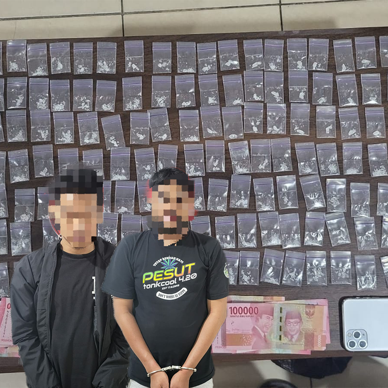 Simpan 146 Poket Sabu-sabu, 2 Pengedar Berhasil Diringkus Satresnarkoba Polres Kukar 4 8 2024