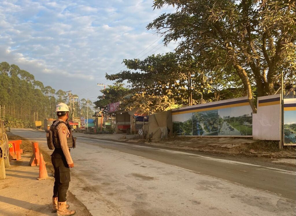 Pastikan Keamanan Di Kawasan Pembangunan Ibu Kota Nusantara, Personil Satgas Ops Nusantara Mahakam Lakukan Patroli Rutin Secara Intensif WhatsApp Image 2024 07 31 at 16.44.10 7aa92da2