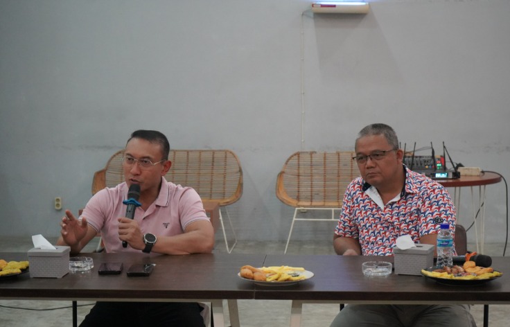 Wakapolda Kaltim Ngopi Santai Dengan Awak Media WhatsApp Image 2024 08 14 at 10.50.56