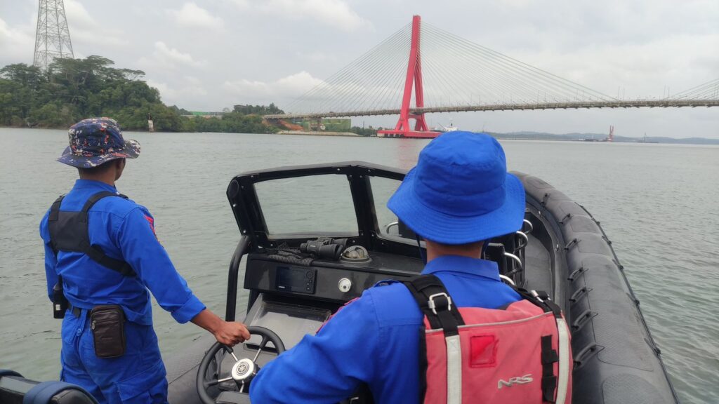 Kunker Presiden Jokowi, Ditpolairud Polda Kaltim Gelar Patroli Ciptakan Sitkamtibmas Perairan Yang Aman WhatsApp Image 2024 08 14 at 11.30.19