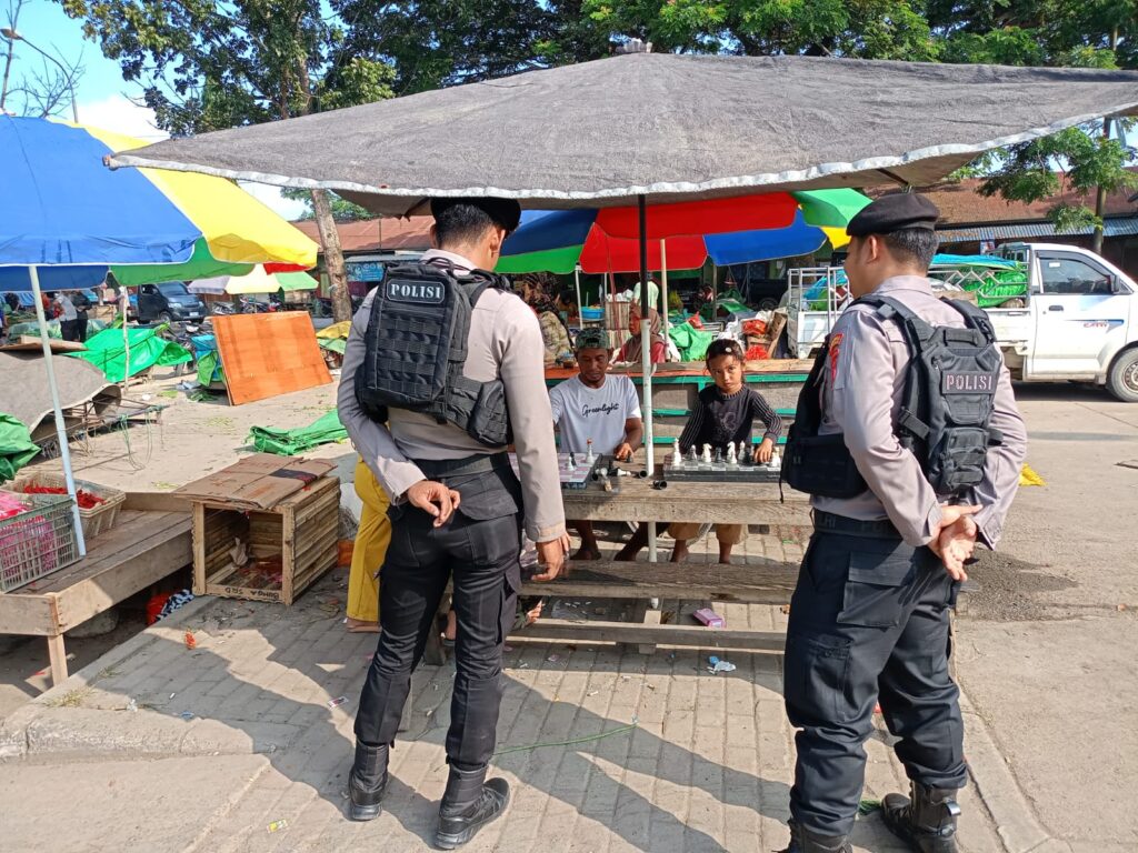 Sampaikan Himbauan Kamtibmas, Sat Samapta Polres Berau Intensifkan Patroli Dialogis WhatsApp Image 2024 08 16 at 13.33.00 7667f1c3