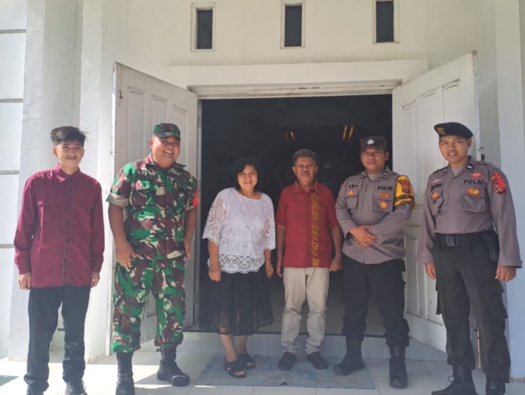 Jelang Pilkada Serentak 2024, Polsek Sanga-Sanga Gencar Lakukan Patroli Tiga Pilar WhatsApp Image 2024 08 19 at 11.30.06