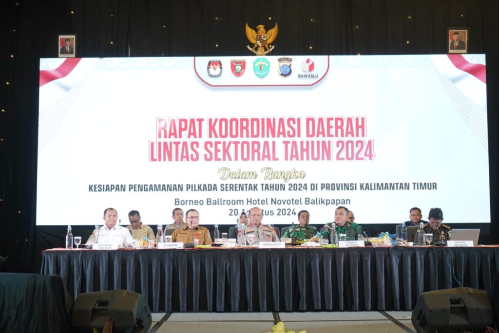Bahas Pengamanan Pilkada Serentak, Kapolda Kaltim Hadiri Rapat Koordinasi Lintas Sektoral Tahun 2024 WhatsApp Image 2024 08 20 at 13.24.02 69af6262