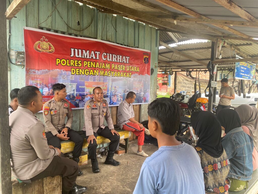Upaya Cooling System Jelang Pilkada 2024, Polres PPU Gelar Jumat Curhat WhatsApp Image 2024 08 23 at 11.48.10