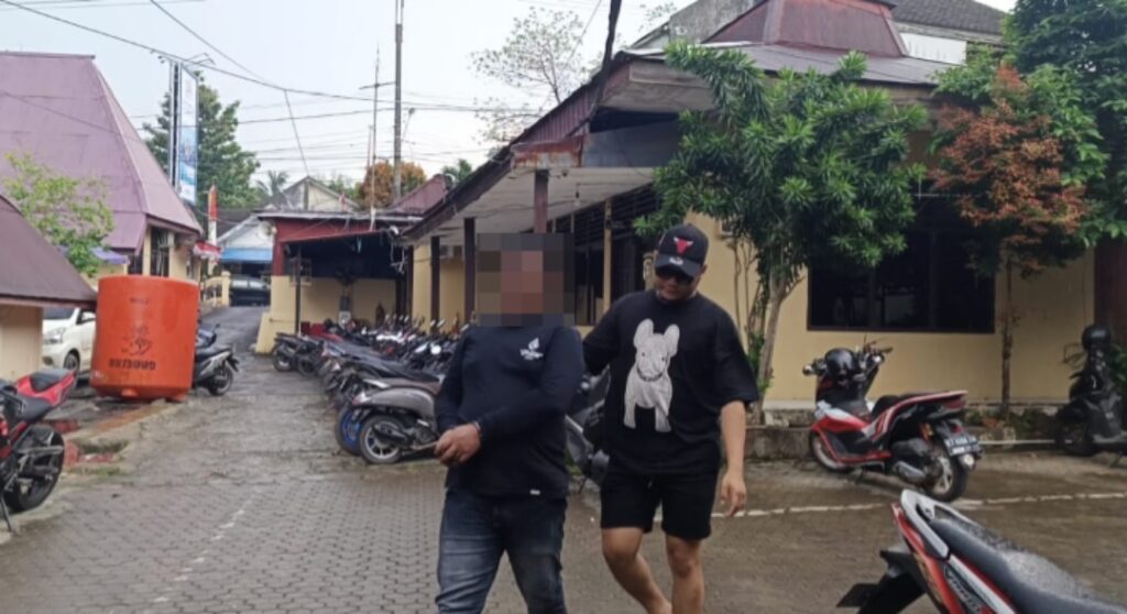 Gerak Cepat, Pemalak Yang Viral Di Samarinda Berhasil Diringkus Tim Elang Polsek Samarinda Kota WhatsApp Image 2024 08 23 at 14.19.51