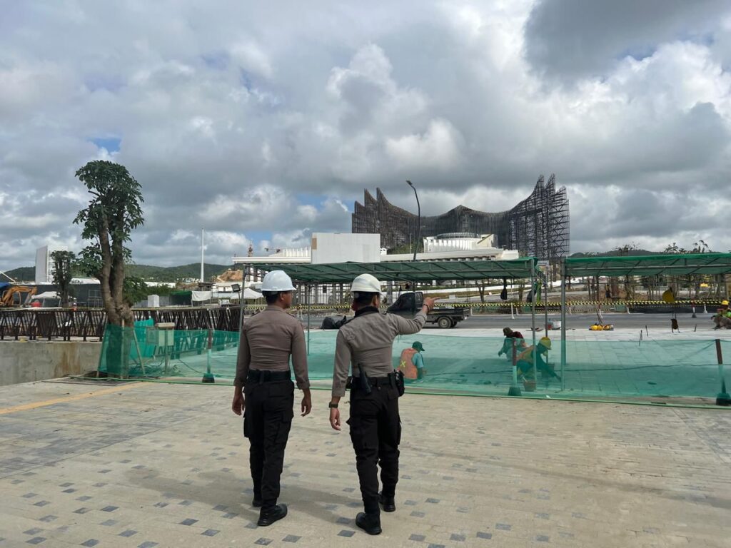 Patroli Secara Mobile, Personil Satgas Ops.Nusantara Mahakam Pastikan Situasi Aman Di Kawasan IKN WhatsApp Image 2024 08 30 at 10.30.52