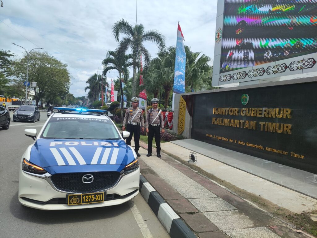 Jaga Keamanan Kantor Gubernur Kaltim, Patroli Ditlantas Polda Kaltim Pemantauan Sitkamtibmas WhatsApp Image 2024 09 01 at 12.17.35 6fa4afbf
