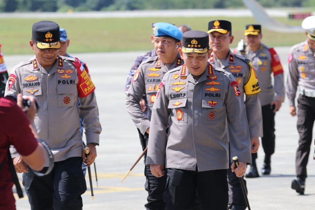 Pastikan Pengamanan Optimal, Kapolri Hadiri Pembukaan MTQ Nasional ke-30 di Samarinda WhatsApp Image 2024 09 09 at 10.45.45 823f2213