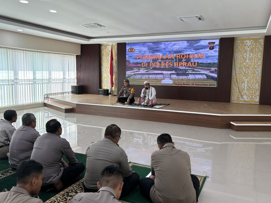 Polres Berau Selenggarakan Pembinaan Rohani dan Mental untuk Personel WhatsApp Image 2024 09 19 at 11.54.37