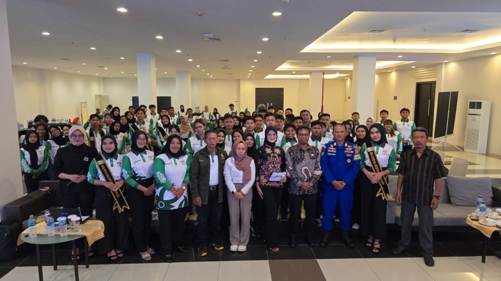 Ditpolairud Polda Kaltim Dorong Pemuda Jadikan Pelestarian Pesisir dan Mangrove Sebagai Gaya Hidup WhatsApp Image 2024 09 21 at 16.28.17