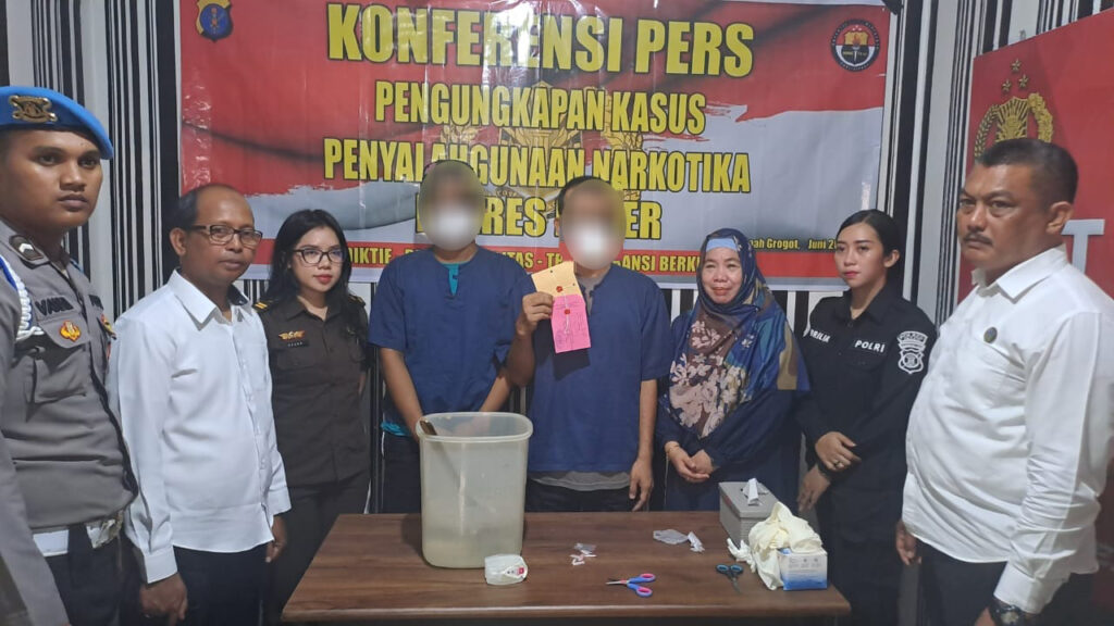 Polres Paser Musnahkan Barang Bukti Narkoba, Wujudkan Komitmen Pemberantasan Peredaran Sabu WhatsApp Image 2024 10 03 at 10.52.39