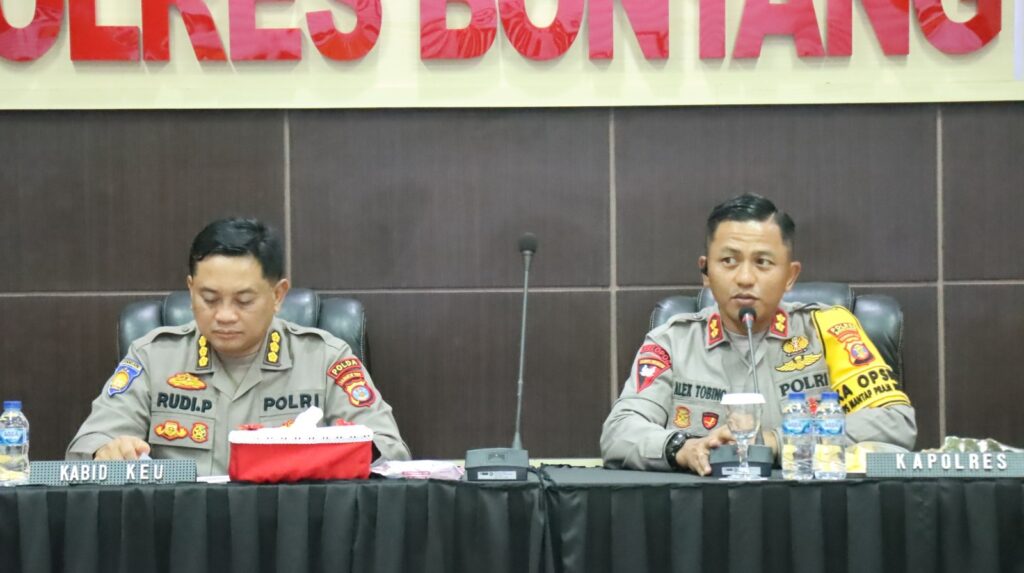 Supervisi Operasi Mantap Praja 2024 di Polres Bontang, Kabid Keu: Dorong Profesionalisme Jelang Pilkada WhatsApp Image 2024 10 04 at 09.01.57