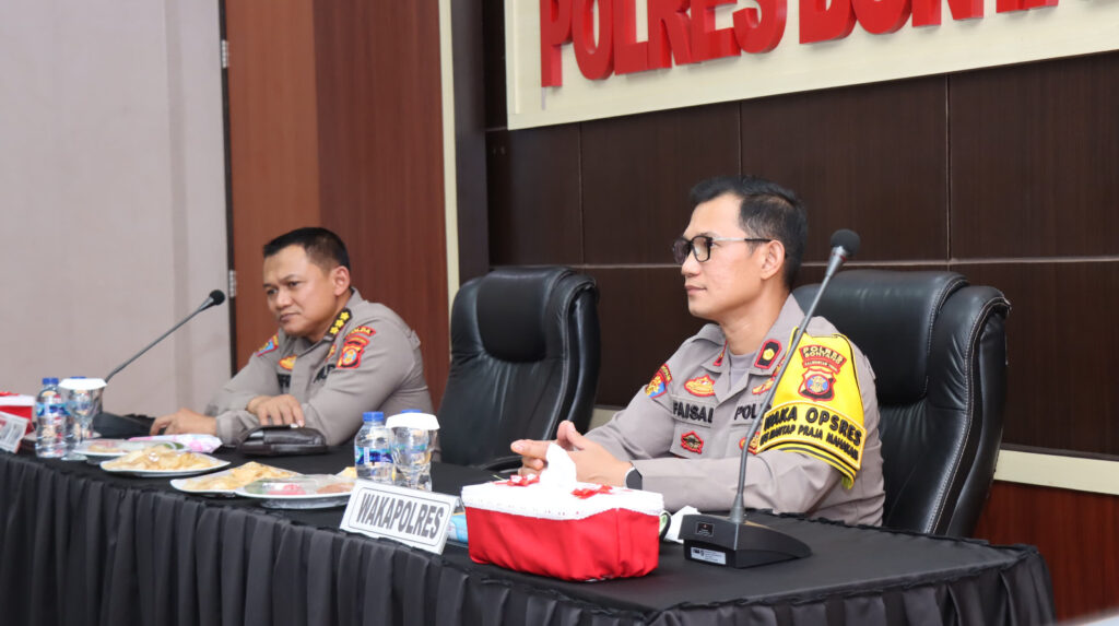 Pengawasan Operasi Mantap Praja 2024: Tim Wasops Itwasda Polda Kaltim Tinjau Polres Bontang WhatsApp Image 2024 10 08 at 09.55.41 b1a047a8