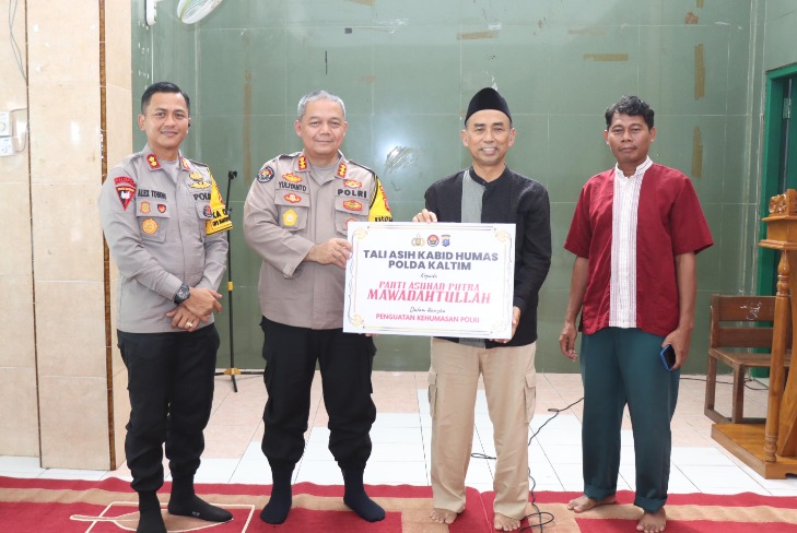 Gelar Anjangsana, Kabid Humas Polda Kaltim Kunjungi Panti Asuhan Mawadatullah di Kota Bontang WhatsApp Image 2024 10 10 at 15.31.07