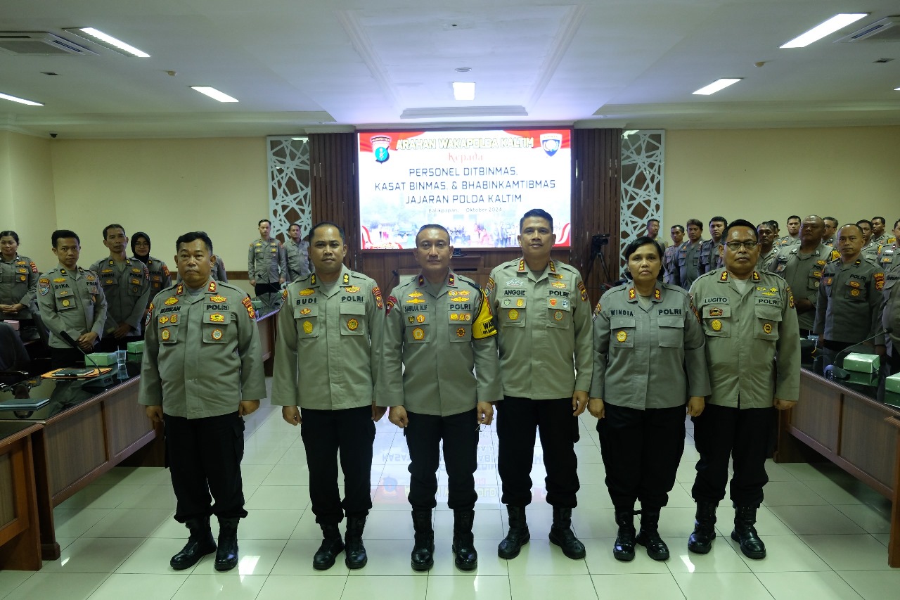 Wakapolda Kaltim Berikan Arahan kepada Personil Dit Binmas dan Bhabinkamtibmas Jajaran Polda Kaltim 2 WhatsApp Image 2024 10 11 at 14.04.40 7be721c5