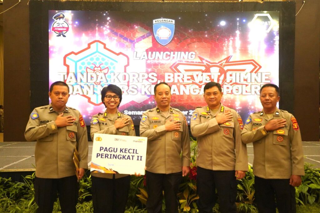 Puskeu Polri Gelar Penyusunan dan Penyajian Laporan Keuangan TW.III TA.2024, Polda Kaltim Raih Penghargaan Peringkat II WhatsApp Image 2024 10 17 at 16.25.16