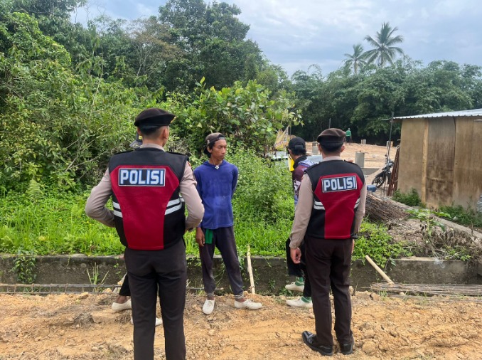 Sat Samapta Polres PPU Gencarkan Sosialisasi Cegah Karhutla di Daerah Rawan Kebakaran WhatsApp Image 2024 10 18 at 15.05.35
