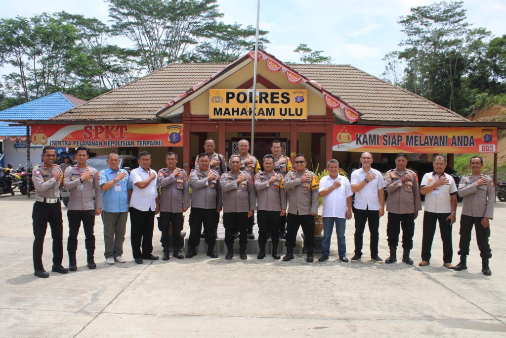 Bidhumas Polda Kaltim Perkuat Sinergi Kehumasan di Kabupaten Mahakam Hulu WhatsApp Image 2024 10 23 at 13.26.15 880d9ac8