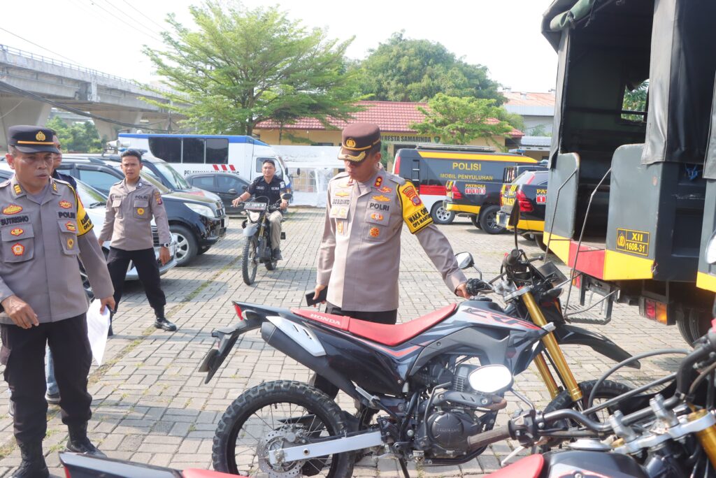 Polresta Samarinda Gelar Pemeriksaan Kendaraan Dinas untuk Persiapan Pilkada 2024 WhatsApp Image 2024 10 31 at 09.42.29 19a709fe