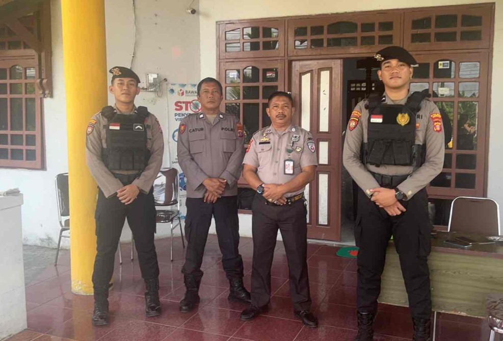 Pastikan Kamtibmas Tetap Kondusif, Sat Samapta Polres Berau Rutin Gelar Patroli di Kantor Bawaslu Tanjung Redeb berau