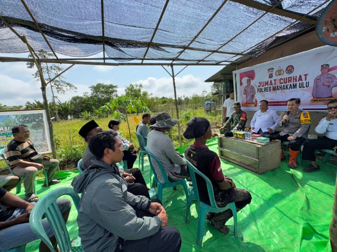 Polres Mahakam Ulu Gelar Jumat Curhat Bersama Kelompok Tani, Dukung Swasembada Pangan dan Peningkatan Kesejahteraan Petani WhatsApp Image 2024 11 02 at 01.14.22