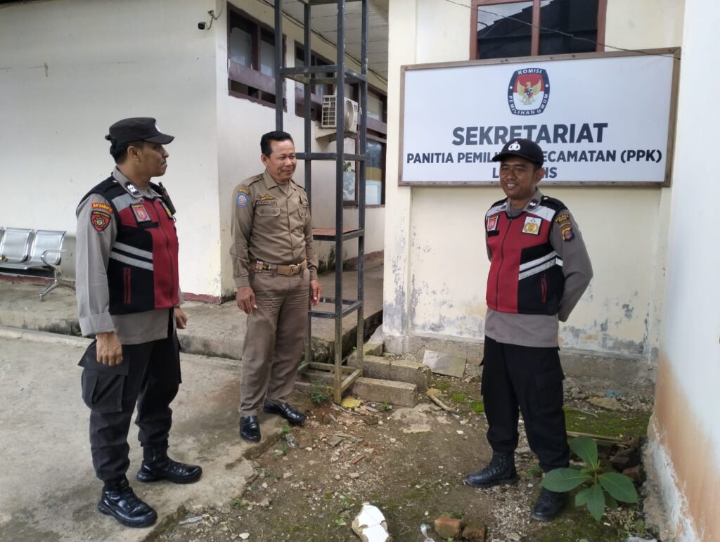 Polsek Long Ikis Intensifkan Patroli, Jaga Keamanan Wilayah Jelang Pilkada 2024 WhatsApp Image 2024 11 03 at 11.41.14