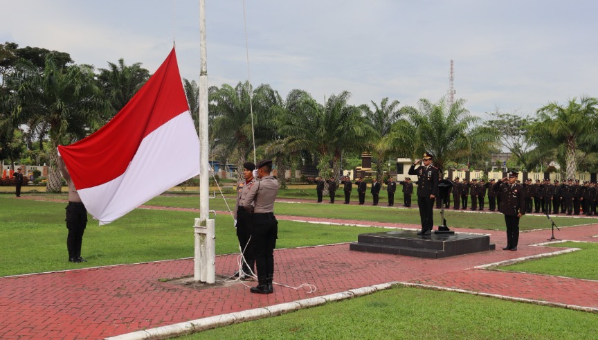 Sampaikan Pesan Semangat Kepahlawanan, Polres PPU Gelar Upacara Peringatan Hari Pahlawan 2024 WhatsApp Image 2024 11 10 at 12.36.38