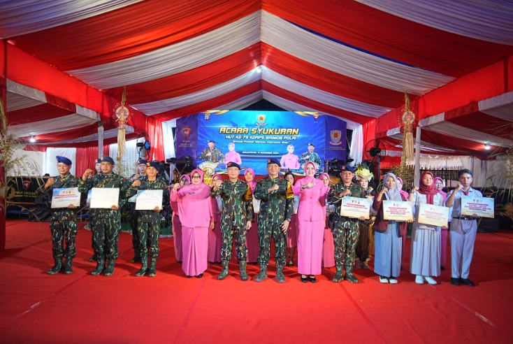 Puncak HUT Ke-79 Korps Brimob Polri, Sat Brimob Polda Kaltim Gelar Acara Tradisi dan Syukuran WhatsApp Image 2024 11 14 at 17.32.18