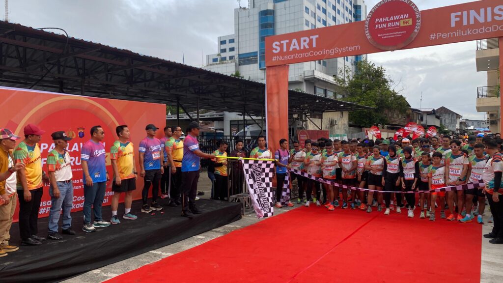 Polresta Balikpapan Gelar Fun Run 5K dalam Rangka Hari Pahlawan dan Deklarasi Pilkada Damai 2024 WhatsApp Image 2024 11 17 at 10.22.46 10feb3d1