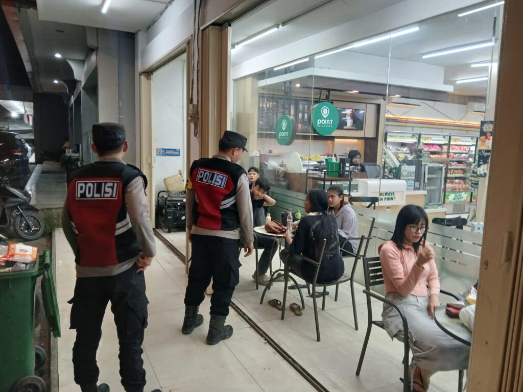 Polsek Batu Sopang Tingkatkan Patroli dan Sambang untuk Cegah Kriminalitas WhatsApp Image 2024 11 18 at 10.12.19