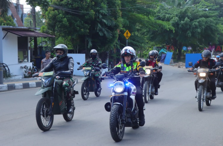 Polresta Samarinda Intensifkan Patroli Gabungan Jelang Tahapan Pemungutan Suara Pada Pilkada Serentak 2024 WhatsApp Image 2024 11 27 at 14.36.21