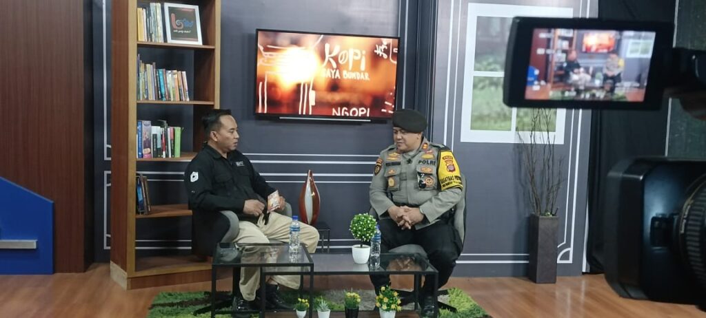 Ngobrol Pintar Bersama BTV, Wadir Samapta Bahas Kesiapan Ditsamapta Jelang Natal dan Tahun Baru 2025 WhatsApp Image 2024 12 04 at 16.52.58