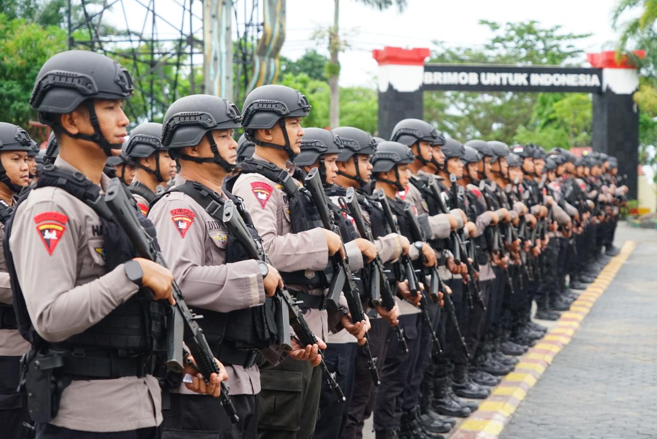 Pimpin Apel Kesiapsiagaan, Dansat Brimob Polda Kaltim Sampaikan Terima Kasih Atas Kinerja Personel yang Telah Menjaga Pilkada Berjalan Aman dan Lancar 1 WhatsApp Image 2024 12 05 at 11.09.12