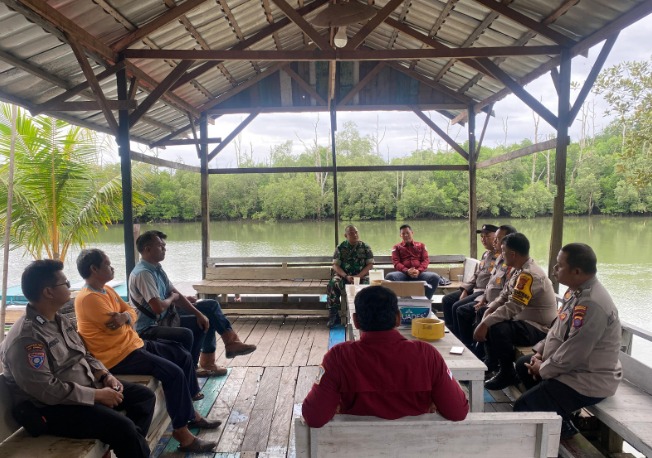 Ditbinmas Polda Kaltim Gelar Penyuluhan Kamtibmas terhadap Berbagai Elemen Masyarakat di Balikpapan Utara WhatsApp Image 2024 12 05 at 13.38.49