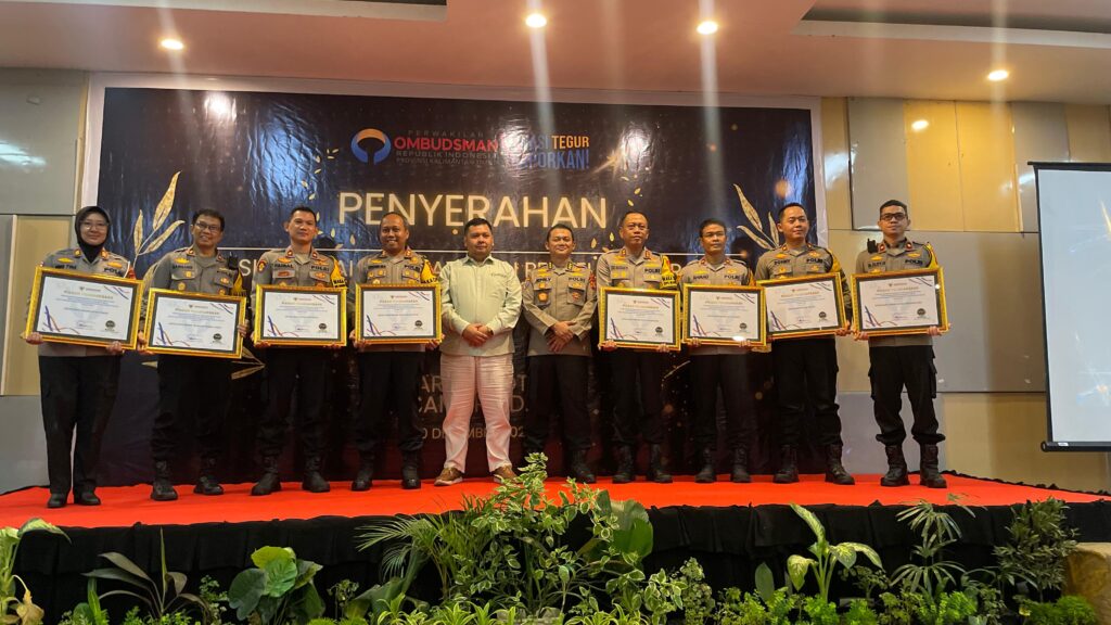 Polres PPU Dinobatkan sebagai Pelopor Pelayanan Publik Berkualitas oleh Ombudsman RI WhatsApp Image 2024 12 11 at 11.04.25 45568096