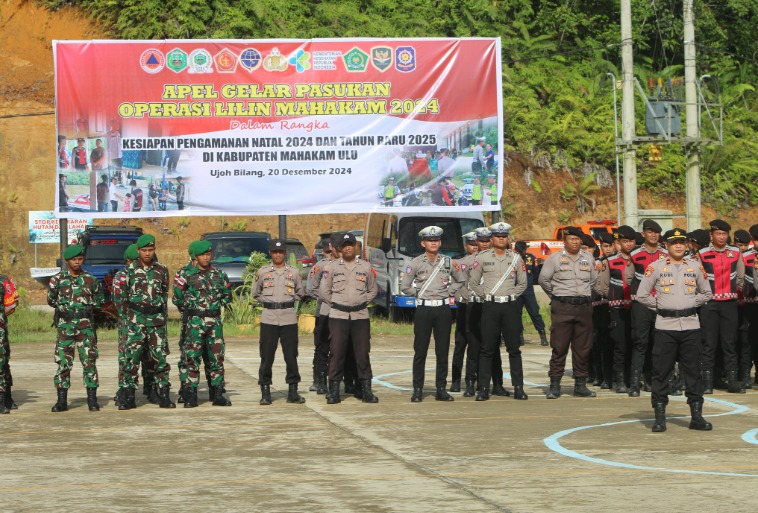 Siap Amankan Natal dan Tahun Baru di Kab.Mahakam Ulu, Polres Mahulu Gelar Apel Pasukan Ops.Lilin Mahakam 2024 WhatsApp Image 2024 12 20 at 12.07.20